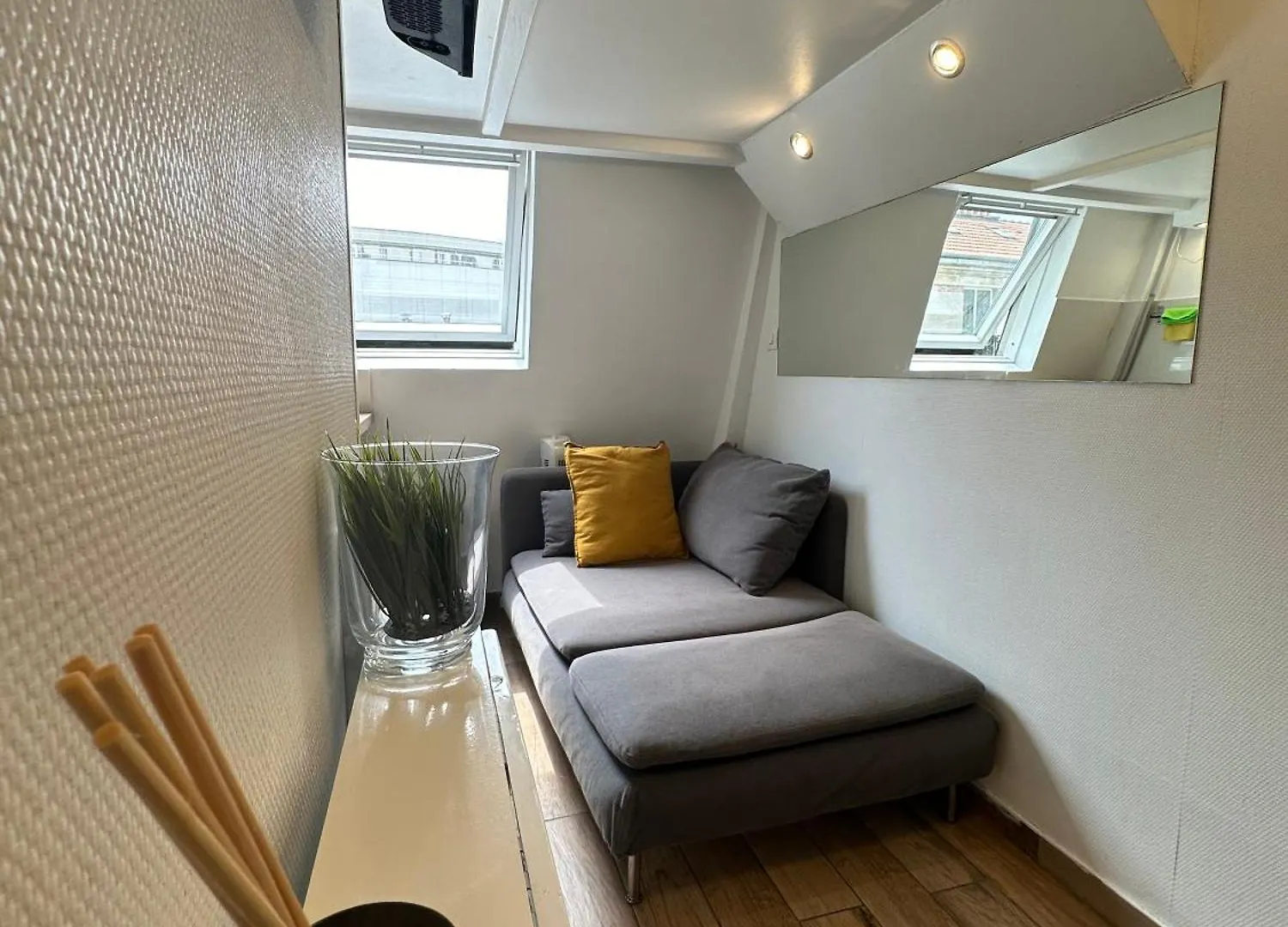 Cosy Near Champs-elysees - Arc De Triomphe *