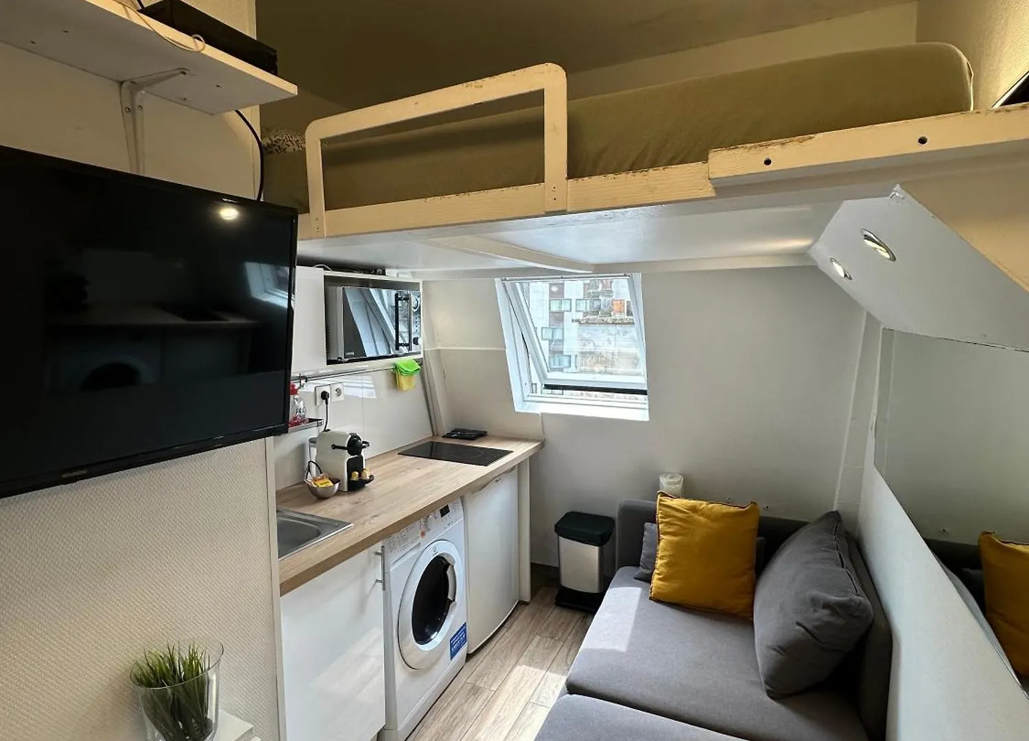 Cosy Near Champs-elysees - Arc De Triomphe Paris
