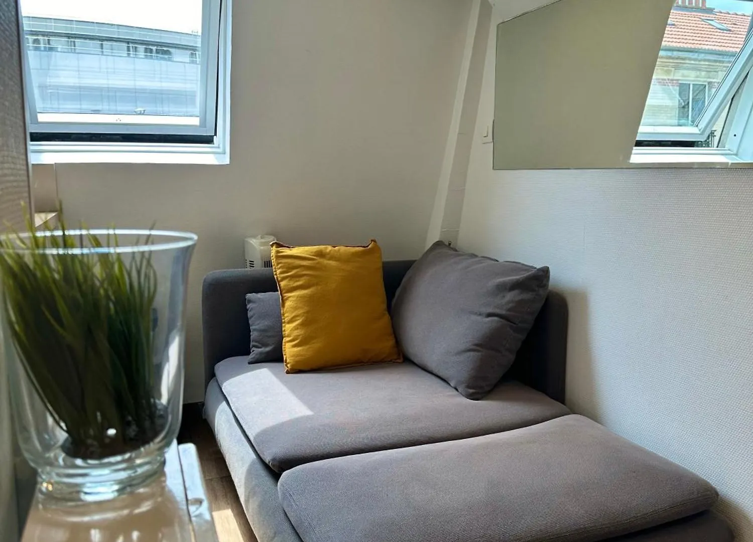 Cosy Near Champs-elysees - Arc De Triomphe Apartment